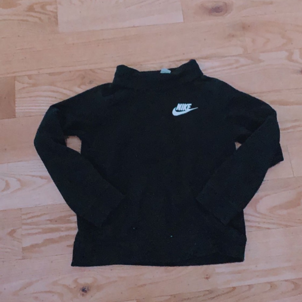 black nike hoodie